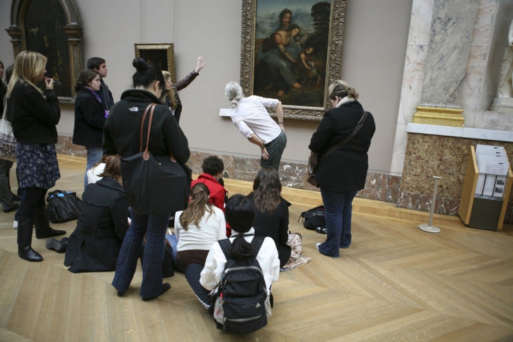 Why Modern Museums Must Invest in Wireless Tour Guide Systems？(图3)