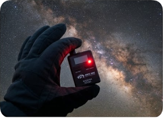 Preserving the Night: How a Wireless Tour Guide System Eliminates Audio Pollution in Astrotourism(图3)