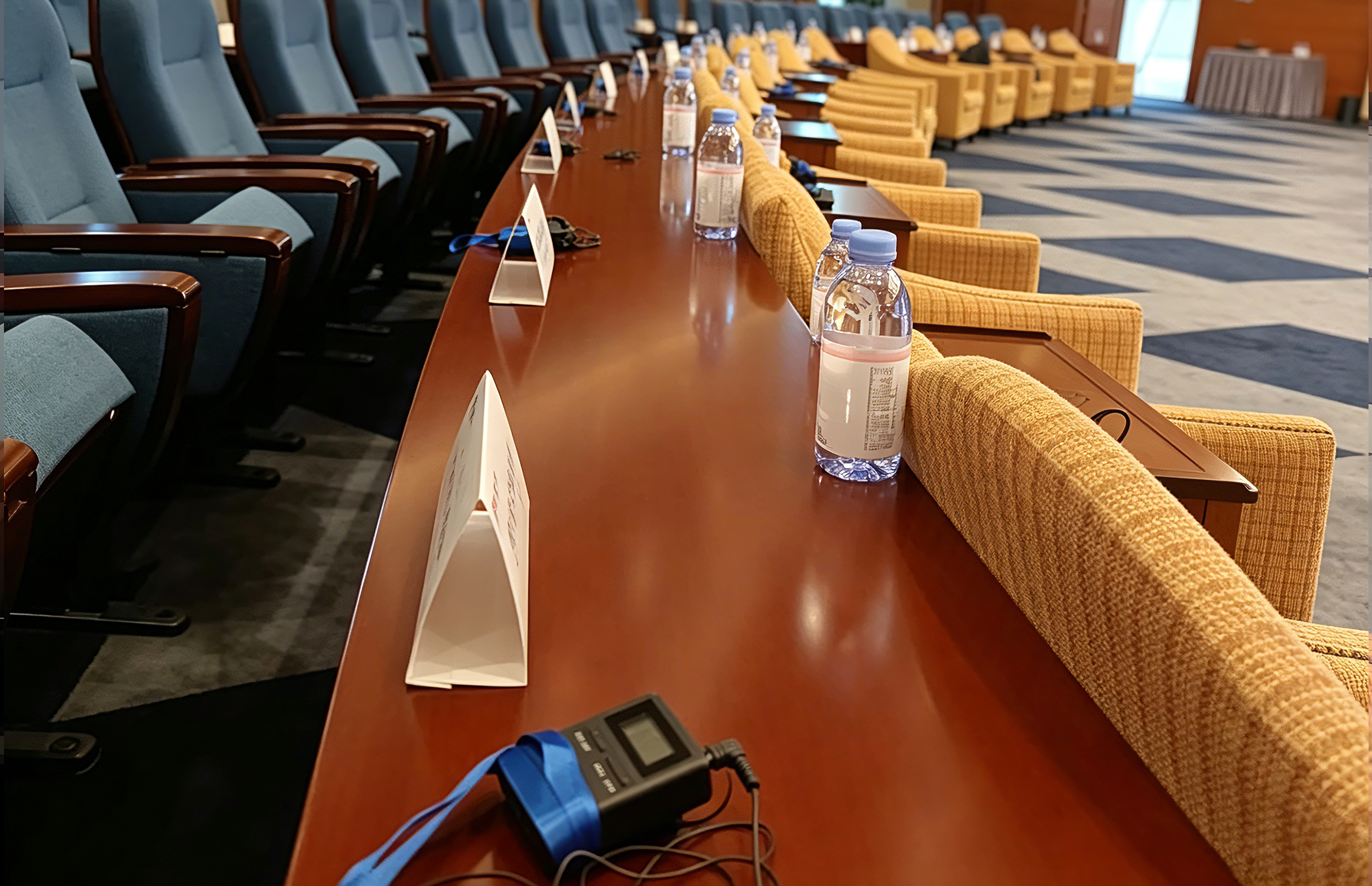 Case Study: Rich Age Wireless Simultaneous Interpretation System for International Economic Summit(图4)
