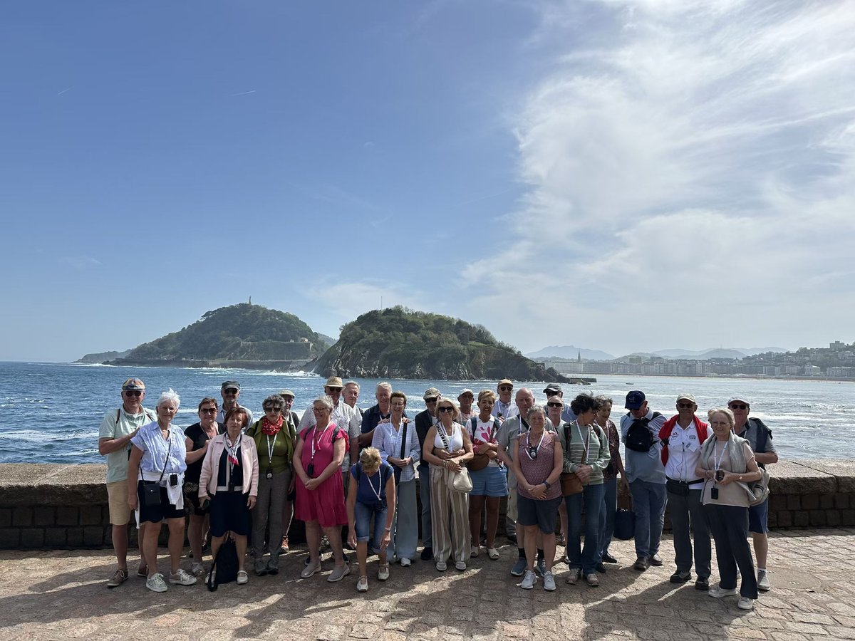 40-Person Senior Art Tour: How TourArte Norte Replaced Channel Hubs with RC8860 + RC2402 Wireless System(图2) 40-Person Senior Art Tour: How TourArte Norte Replaced Channel Hubs with RC8860 + RC2402 Wireless System(图2)