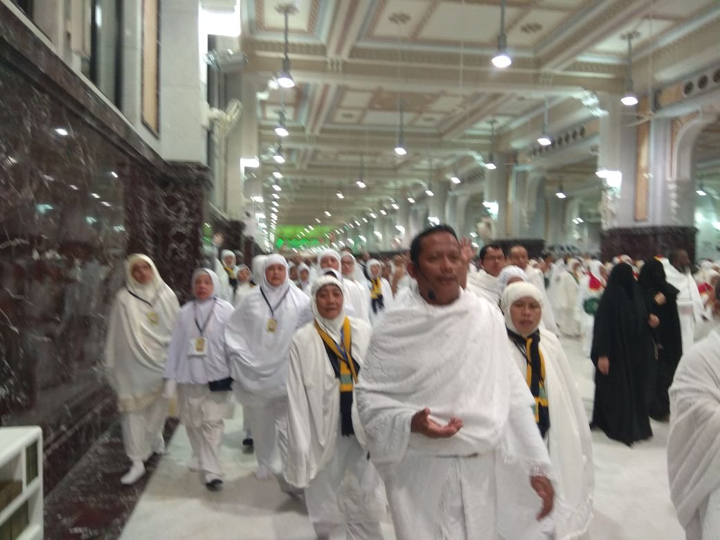 Hajj Pilgrimage Tour: Real Customer Case with Richitek Wireless Guide System(图3) Hajj Pilgrimage Tour: Real Customer Case with Richitek Wireless Guide System(图3)