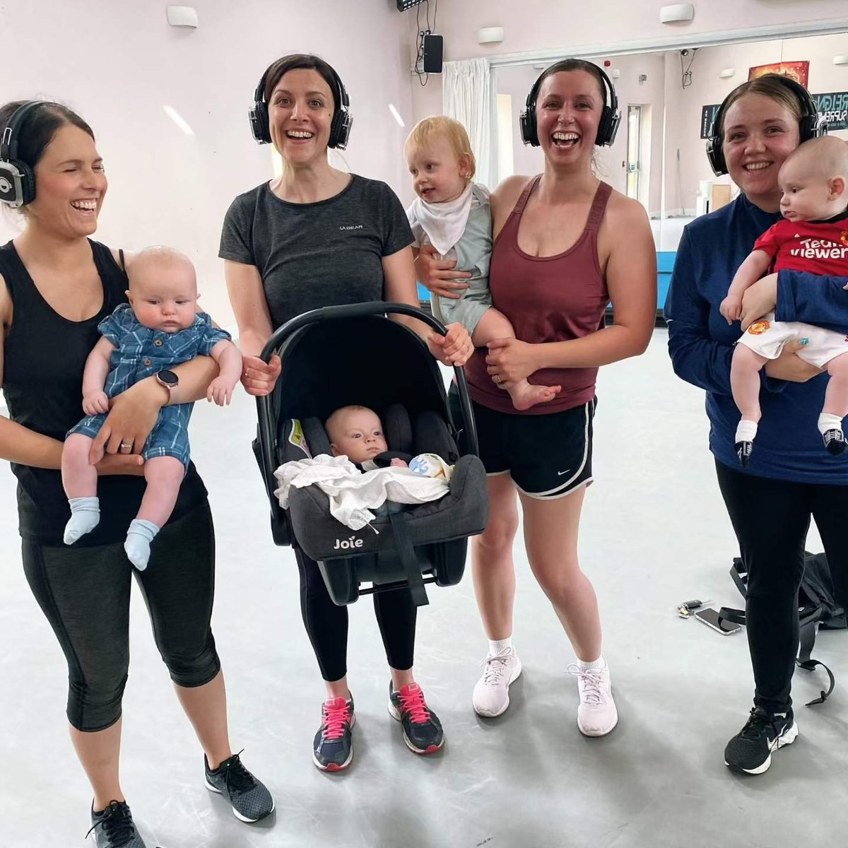 postnatal-mothers-class-fitness_yoga_studio postnatal-mothers-class-fitness_yoga_studio