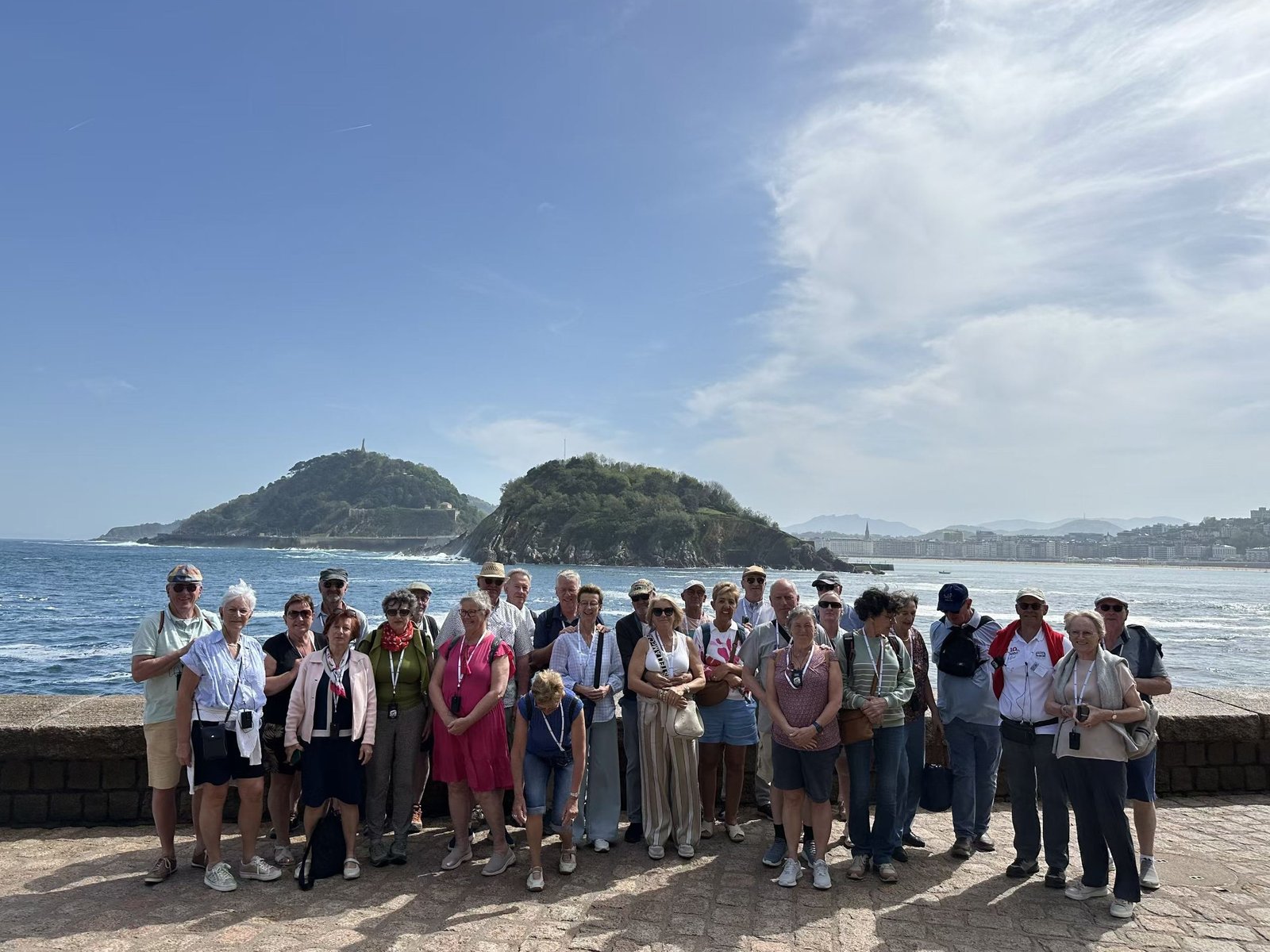 coastal-path-group-lineup-hiking_trail coastal-path-group-lineup-hiking_trail